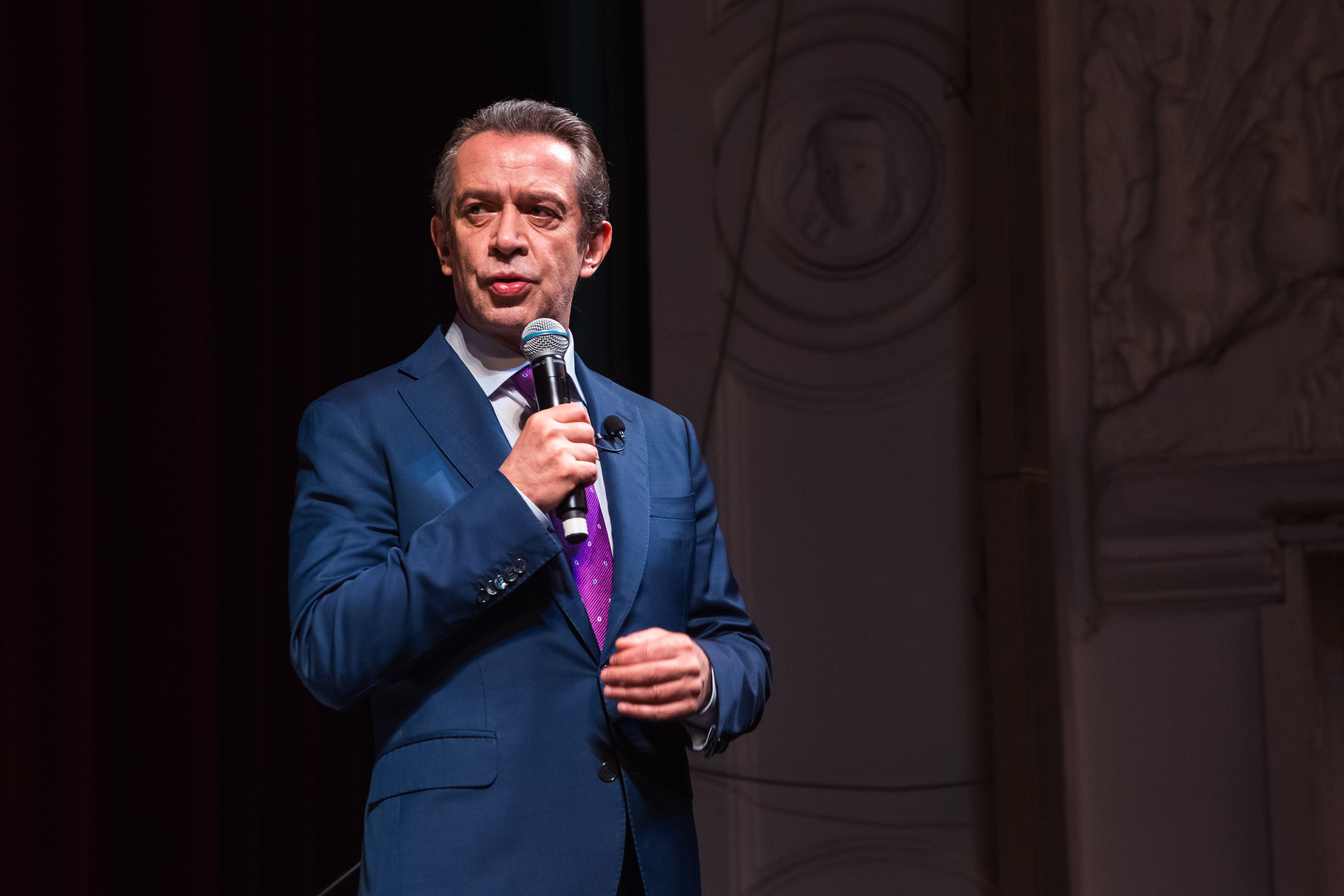 Театр - это про здесь и сейчас: Владимир Машков встретился с деятелями культуры Тверской области