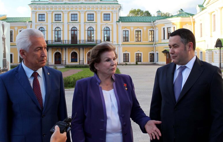 Игорь Руденя поздравил с днём рождения первую в мире женщину-космонавта Валентину Терешкову