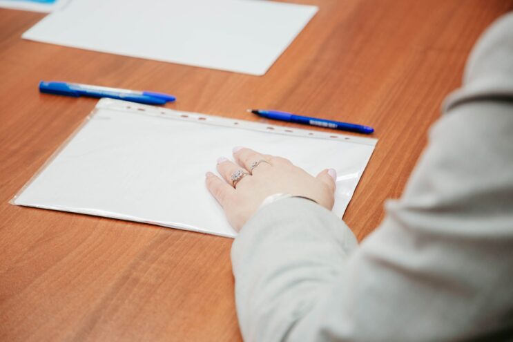 Жительница Твери прописала восемь иностранцев в квартире, где живет ее дочь с детьми В Тверской области на рынке труда представлено порядка 22 тысяч вакансий