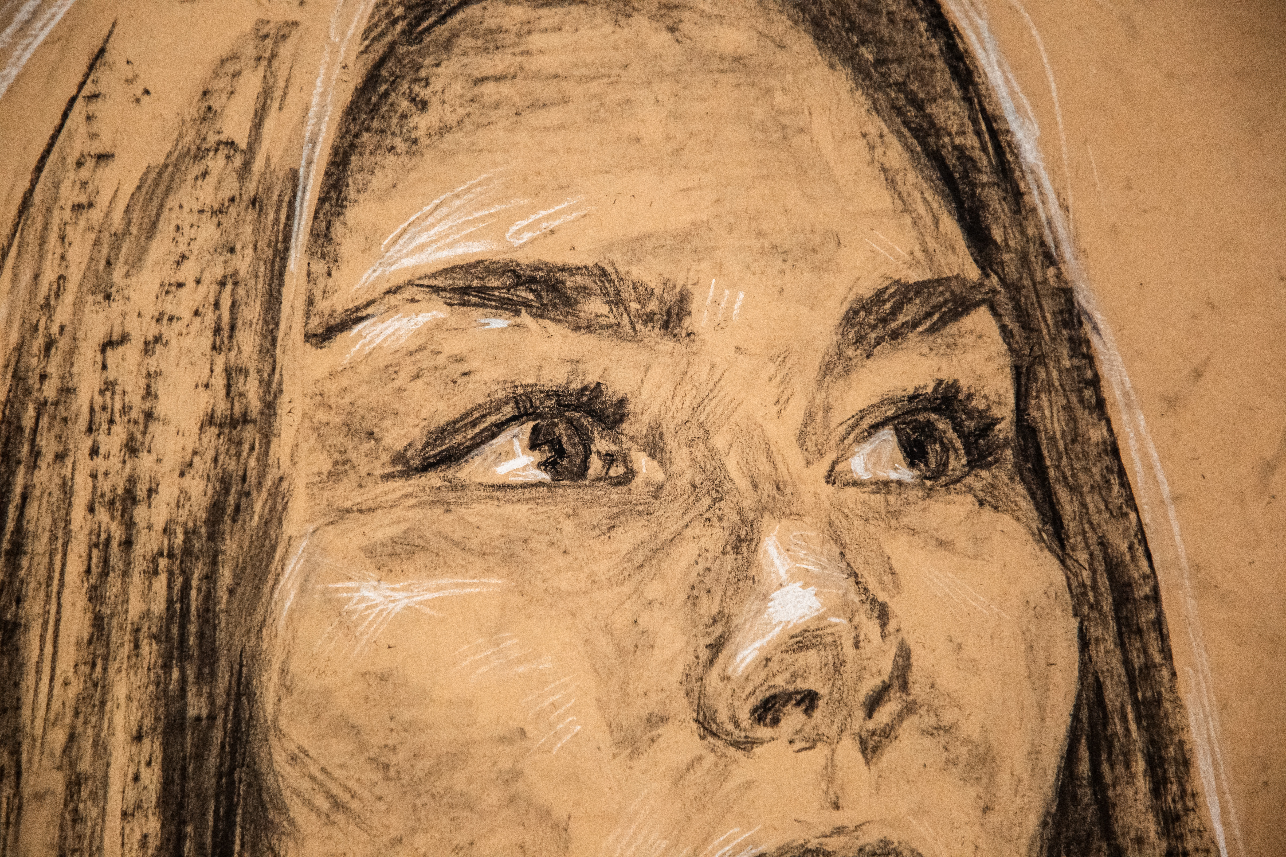 У героизма нет пола: Выставка Сергея Марченко "Уголь Донбасса" знакомит с участниками СВО