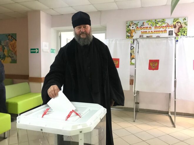 Протоиерей Николай: Стараюсь участвовать во всех выборах, которые проходят в стране