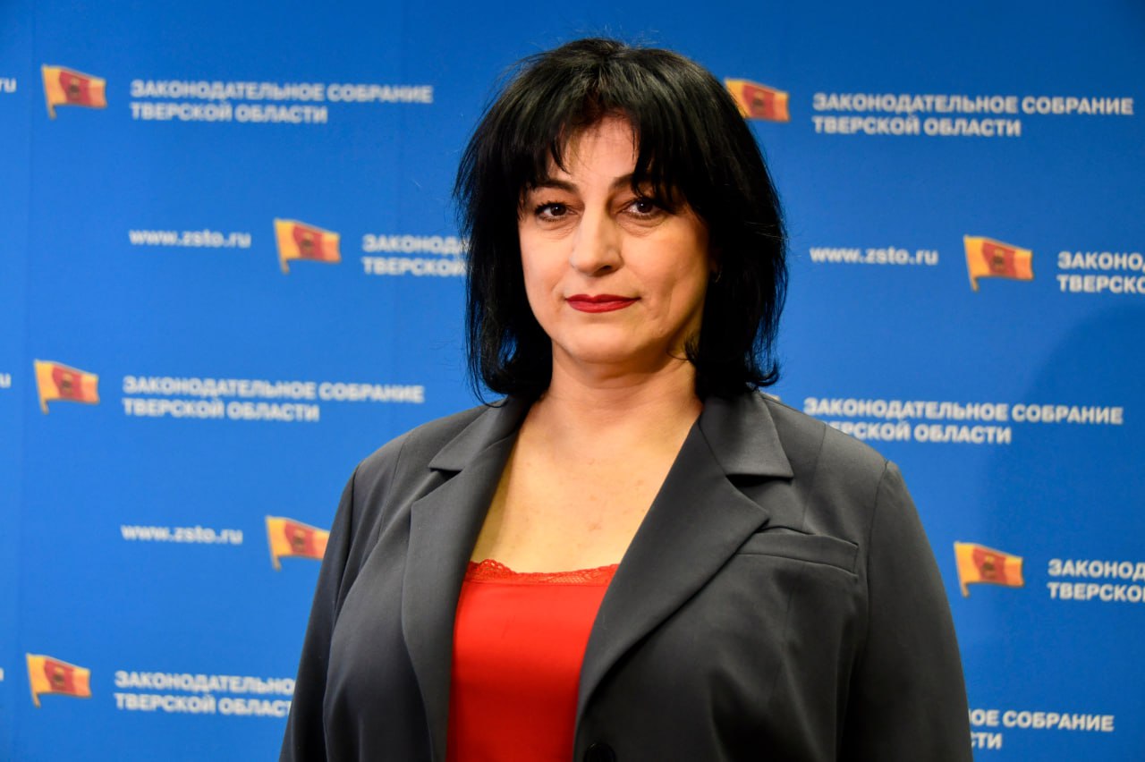Ирина Шереметкер: Уверенно идём в наше будущее вместе с президентом Ирина Шереметкер: Уверенно идём в наше будущее вместе с президентом
