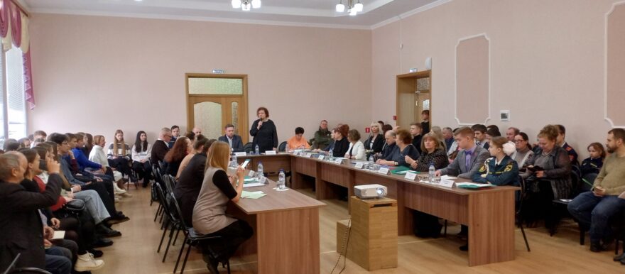 В библиотеке города Ржев прошла научно-практическая конференция «Изучаем и помним прошлое, живём настоящим и думаем о будущем» В библиотеке города Ржев прошла научно-практическая конференция «Изучаем и помним прошлое, живём настоящим и думаем о будущем»
