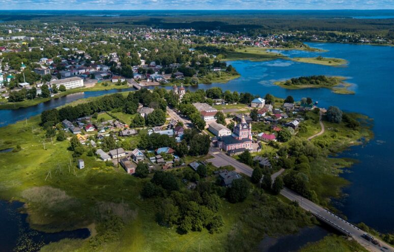 Школьников и педагогов приглашают на конкурс по созданию сувениров «Торопцу с любовью» Школьников и педагогов приглашают на конкурс по созданию сувениров «Торопцу с любовью»