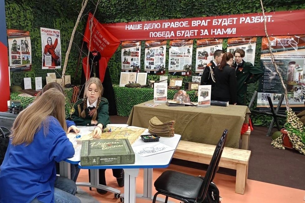 Почти 200 школьных музеев Тверской области стали партнерами Музея Победы