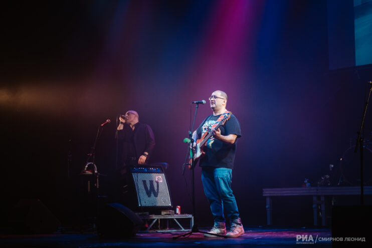 В ритме легендарной музыки: В Тверском ТЮЗе прошёл «Рок-урок №2» В ритме легендарной музыки: В Тверском ТЮЗе прошёл «Рок-урок №2»