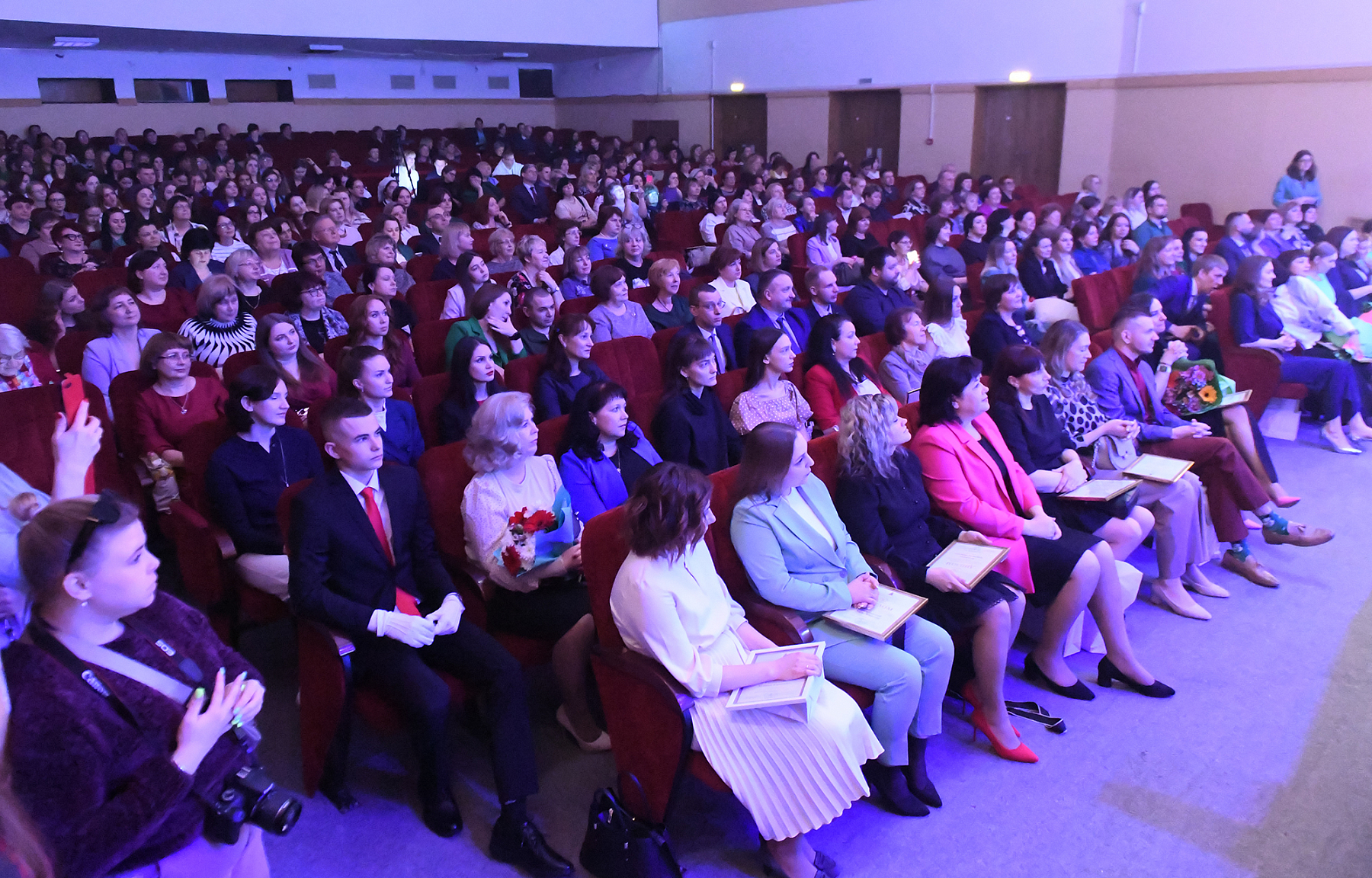 В Тверской области наградили лучших представителей сферы образования