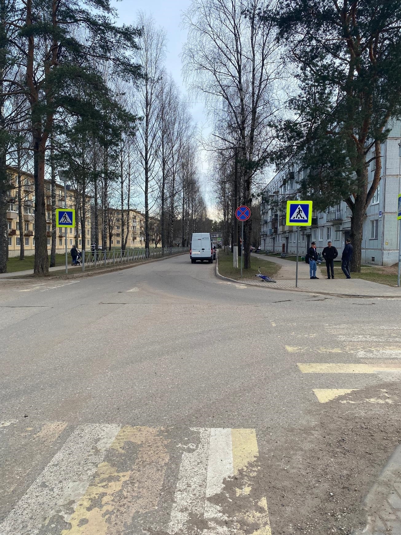 В Тверской области автомобиль сбил 6-летнего велосипедиста В Тверской области автомобиль сбил 6-летнего велосипедиста