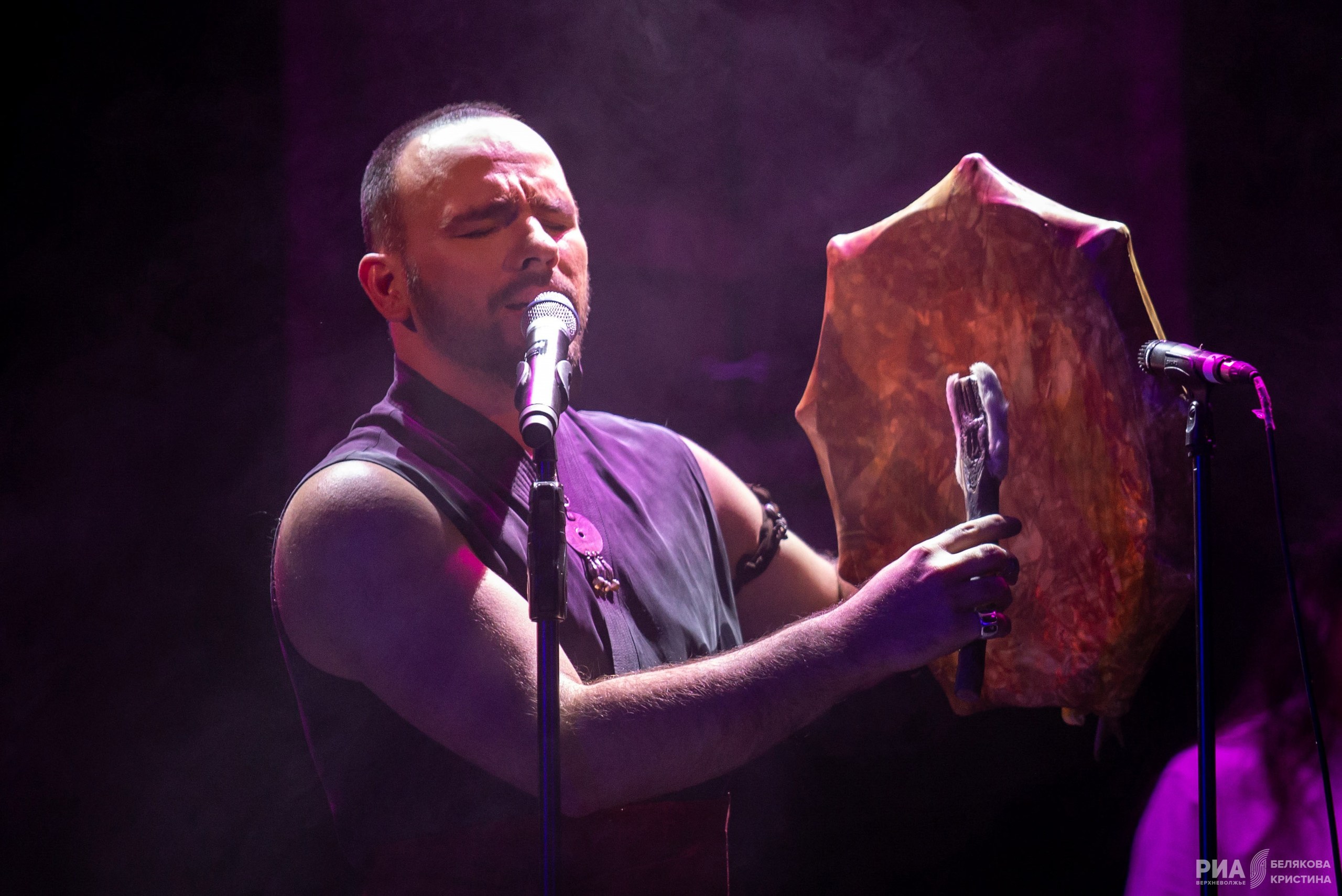 Диалог с душой: Тверской театр кукол познакомил зрителей с известным исполнителем этники