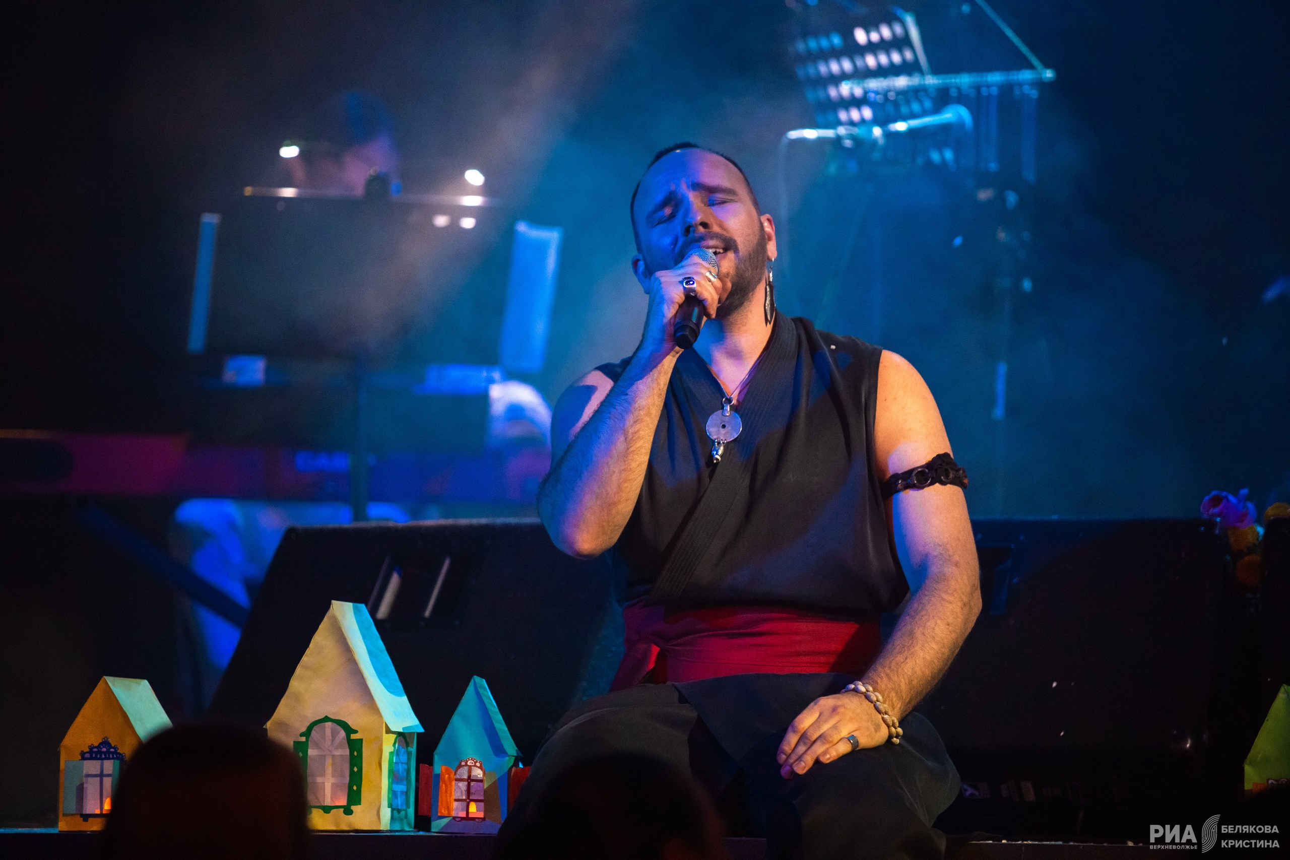 Диалог с душой: Тверской театр кукол познакомил зрителей с известным исполнителем этники