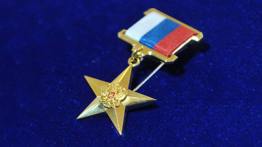 Игорь Руденя поздравил Валентину Матвиенко с присвоением звания Герой Труда Российской Федерации Игорь Руденя поздравил Валентину Матвиенко с присвоением звания Герой Труда Российской Федерации