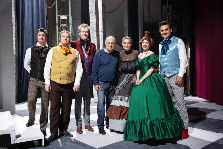 Заслуженный артист РФ Владимир Стержаков пообщался с актерами Тверского театра драмы