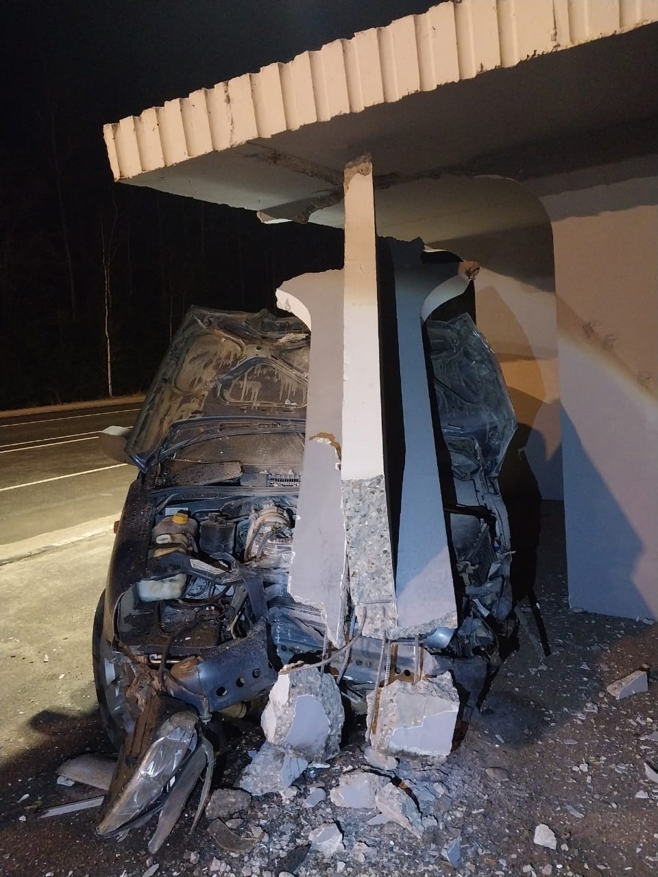 В Тверской области водитель уснул за рулем и спровоцировал аварию В Тверской области водитель уснул за рулем и спровоцировал аварию