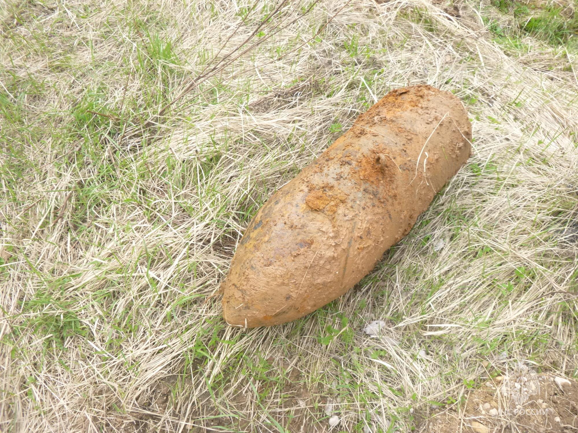 Бомбу и реактивный снаряд времен Великой Отечественной войны нашли в Тверской области