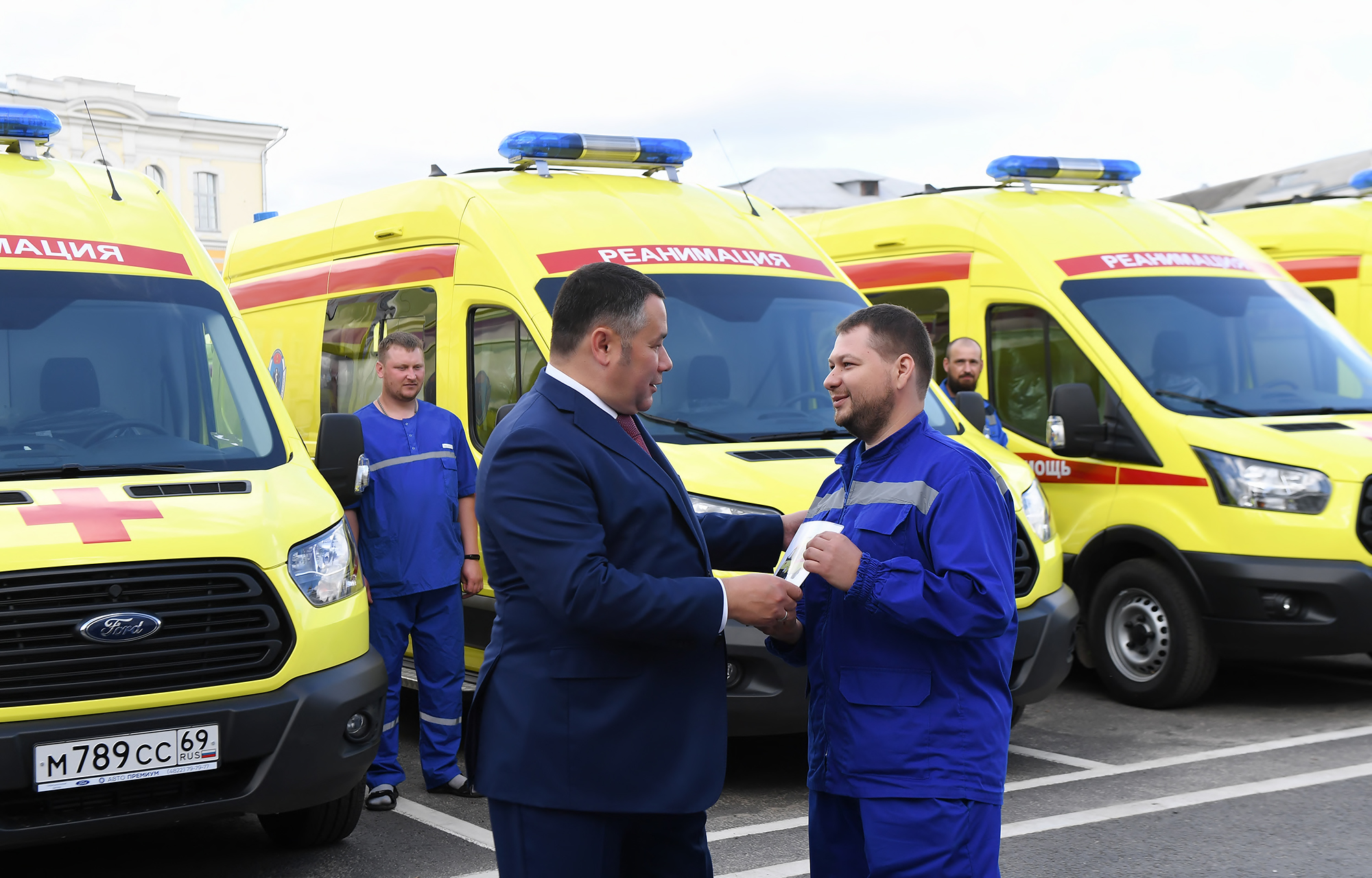 Игорь Руденя поздравил работников скорой помощи с профессиональным праздником Игорь Руденя поздравил работников скорой помощи с профессиональным праздником