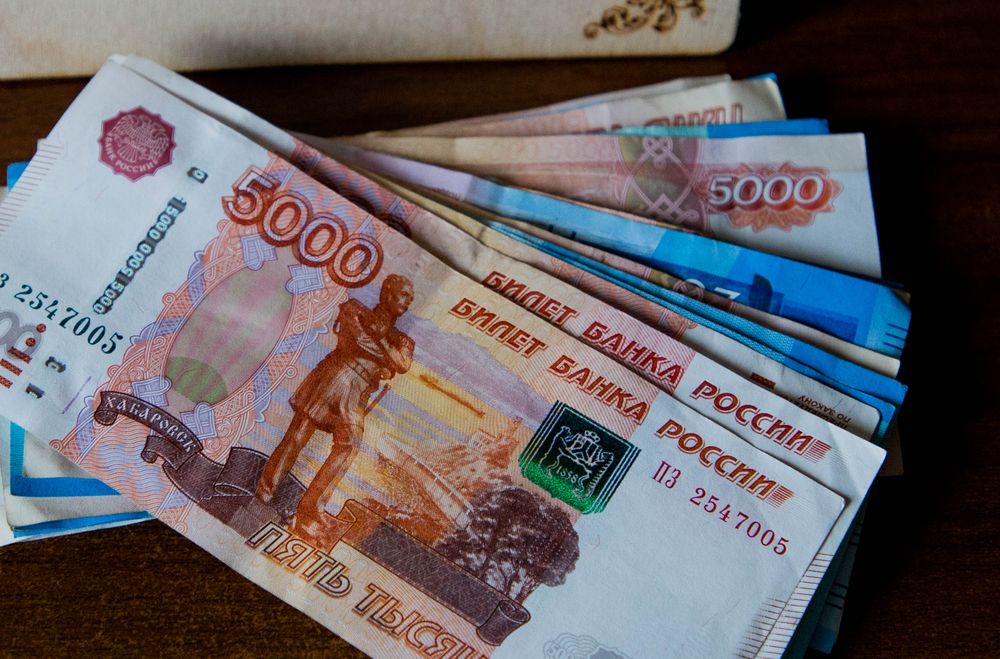 ВТБ начал возвращать кешбэк рублями В Твери женщина незаконно получала ежемесячное пособие на ребенка