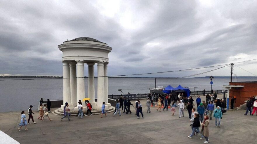 В Саратове снимают сериал о поп-группе "Комбинация" В Саратове снимают сериал о поп-группе "Комбинация"