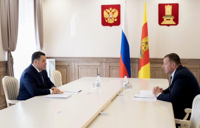 Игорь Руденя провёл встречу с главой Сонковского округа Андреем Гусевым