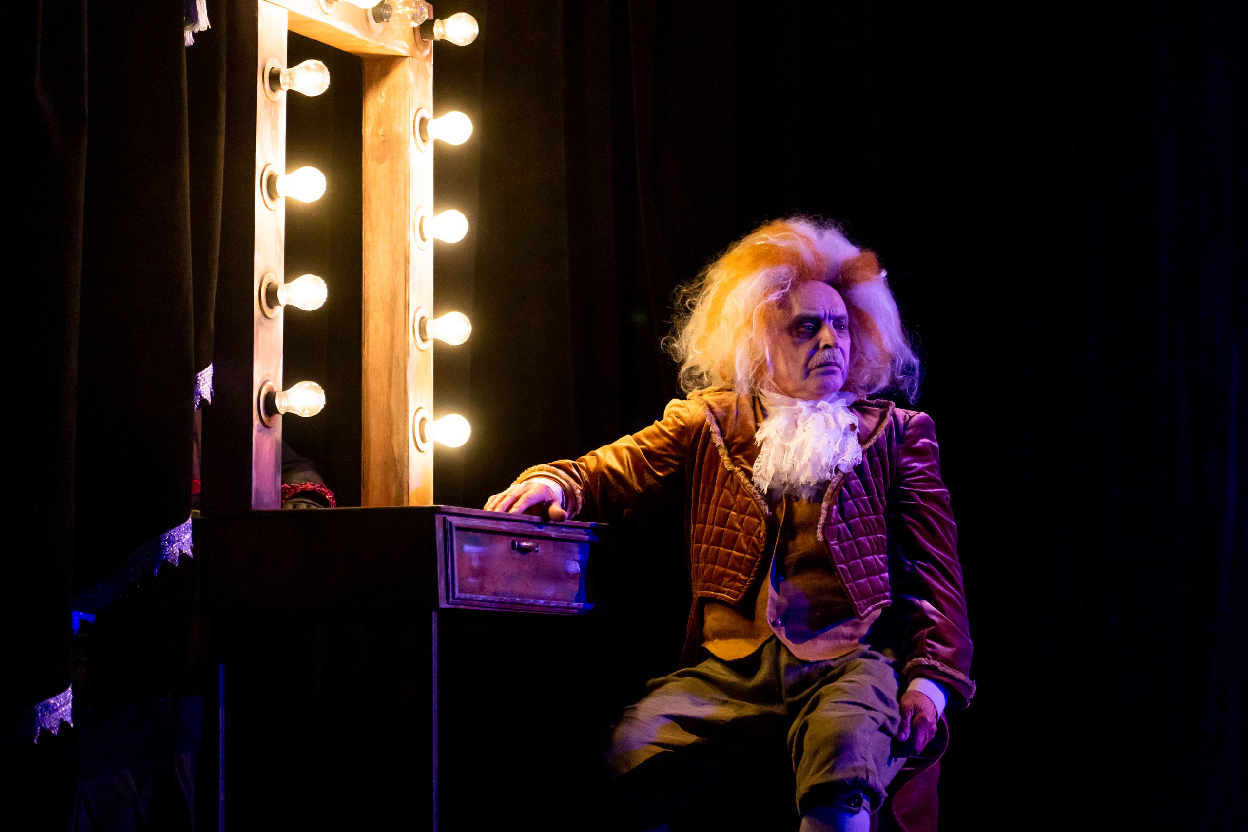 В поисках смысла: В Тверском театре кукол прошла философская премьера «Ночь во вселенной»