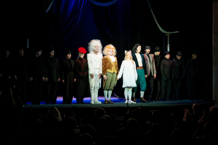 В поисках смысла: В Тверском театре кукол прошла философская премьера «Ночь во вселенной» В поисках смысла: В Тверском театре кукол прошла философская премьера «Ночь во вселенной»