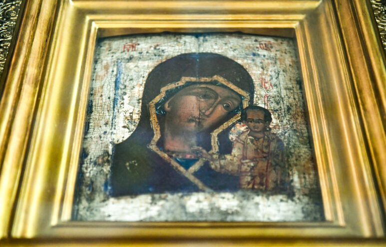 В Тверь прибыла Казанская икона Божией Матери В Тверь прибыла Казанская икона Божией Матери