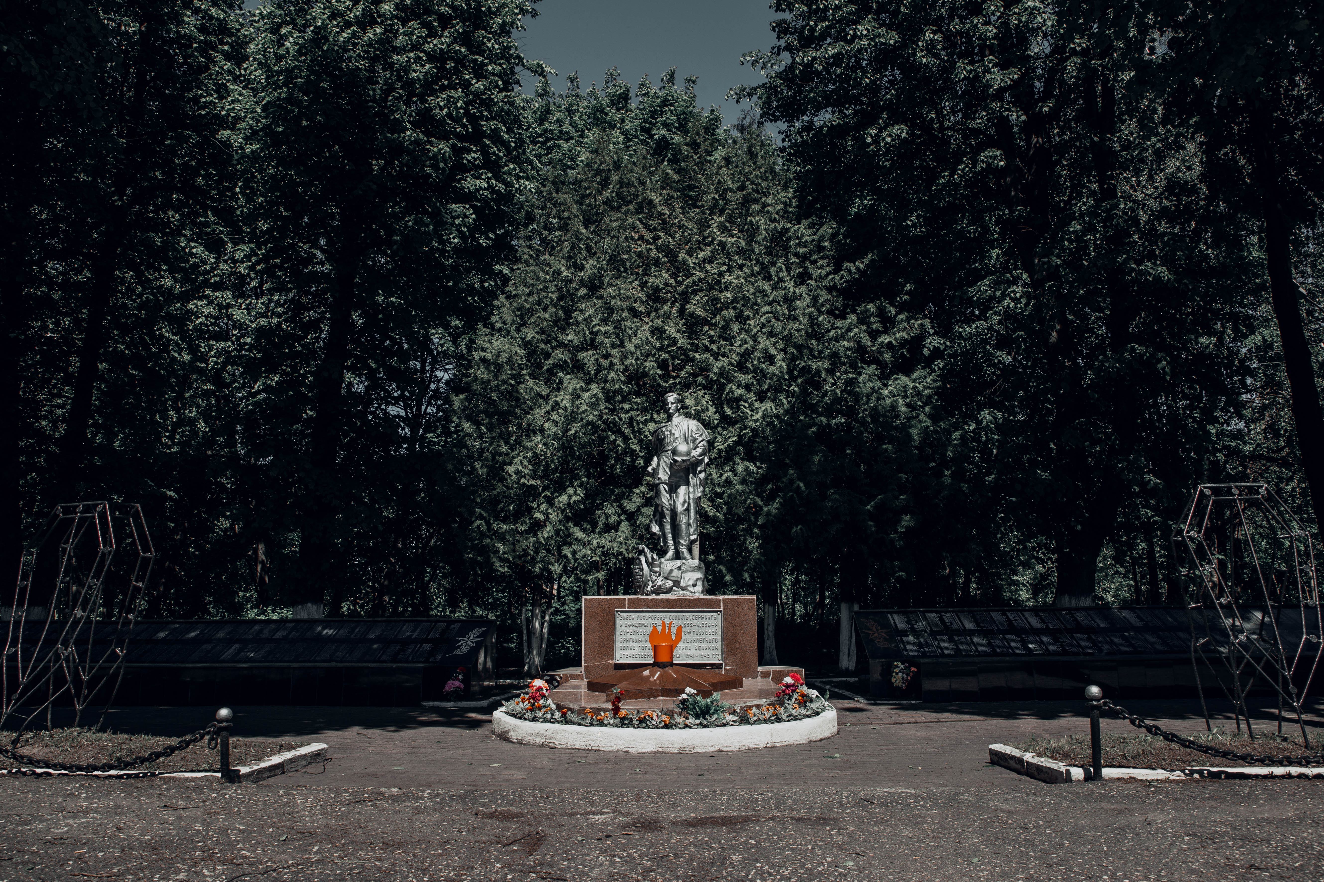 Блогер показала старинное Волынское кладбище в Твери