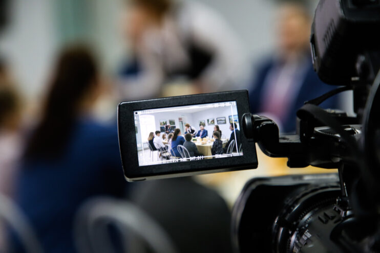 Игорь Руденя поздравил с 30-летием бежецкую телерадиокомпанию