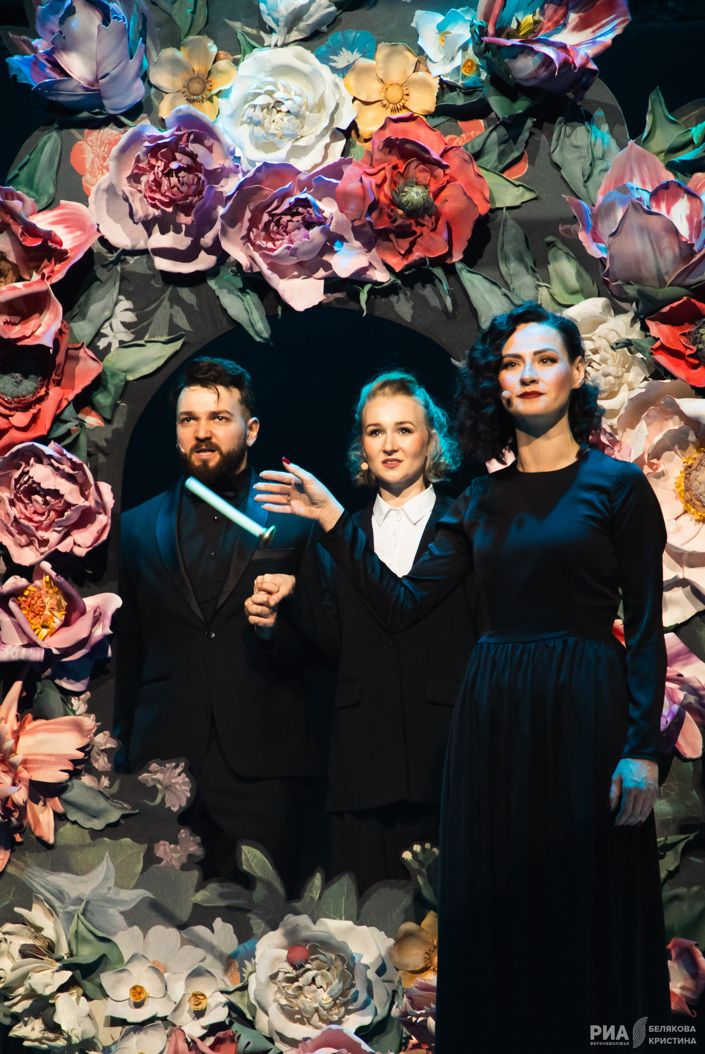 Многоликий Пушкин: Актеры Тверского ТЮЗа сыграли поэта в новой постановке