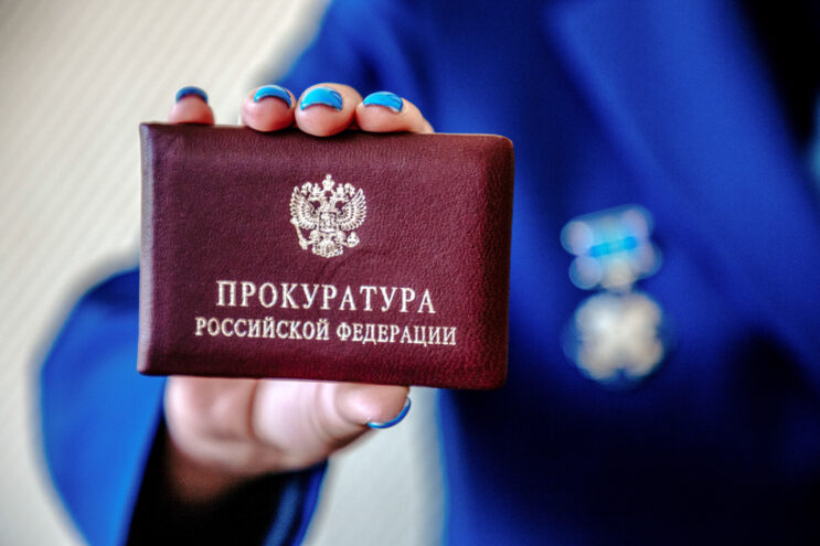 После вмешательства прокуратуры в тверском многоквартирном доме произвели ремонт кровли