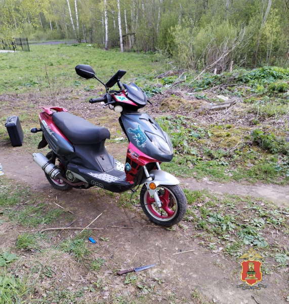 В Тверской области мужчина попытался угнать чужой скутер В Тверской области мужчина попытался угнать чужой скутер