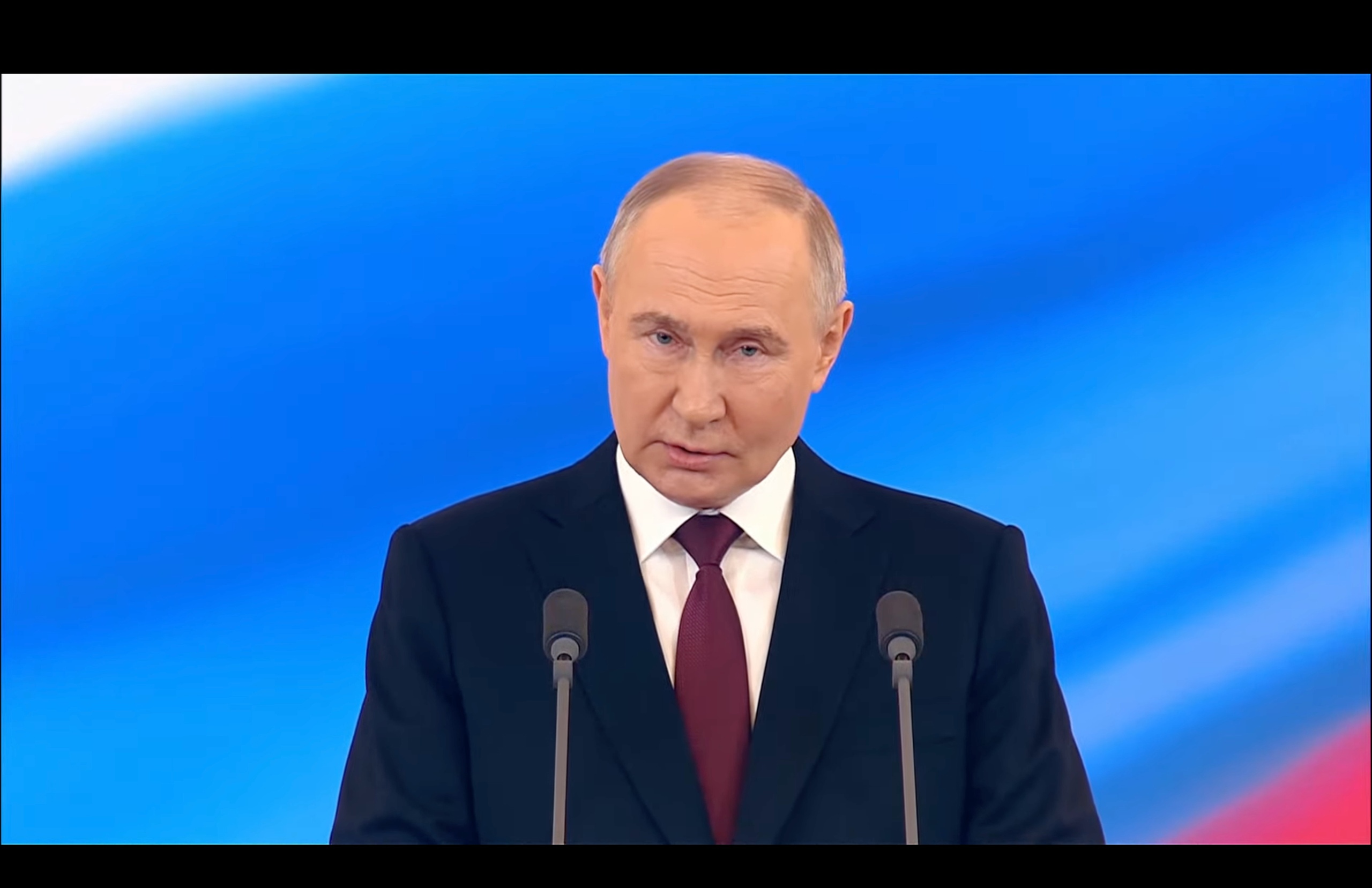 Владимир Путин вступил в должность президента России Владимир Путин вступил в должность президента России