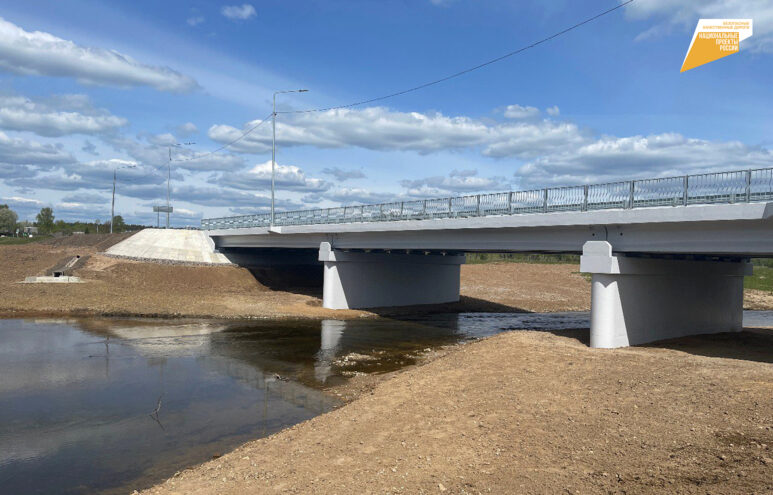 В Тверской области отремонтировали мост через реку Тьма