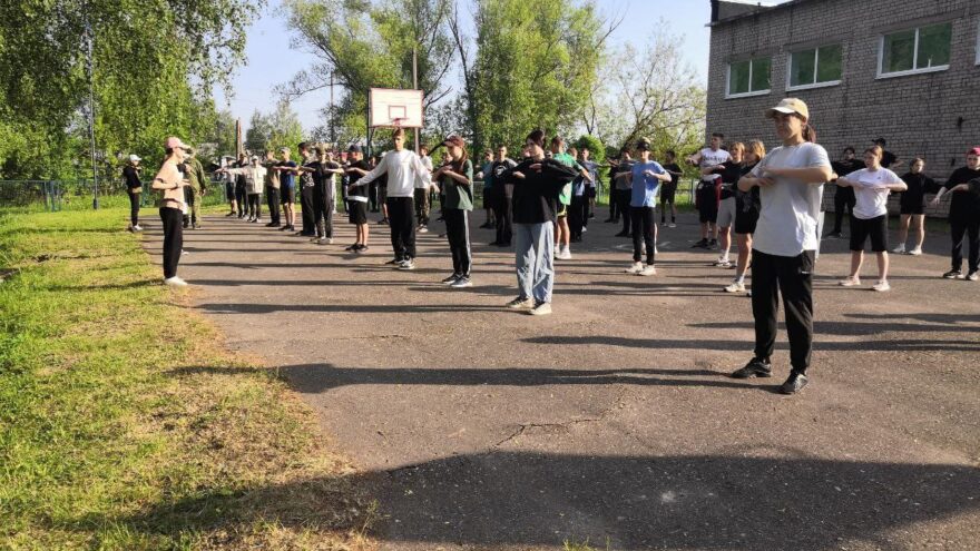 В Тверской области проходят учебные сборы по основам военной службы для школьников и студентов