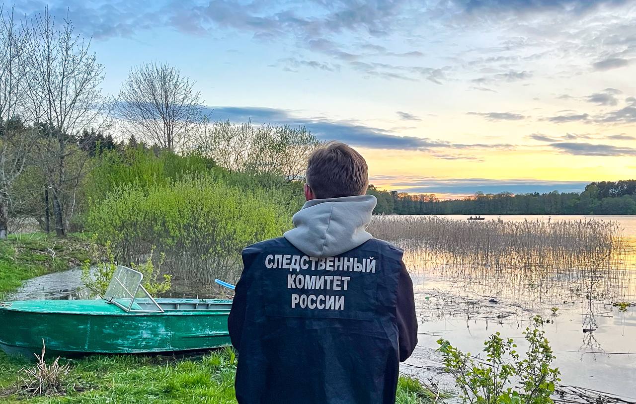 В Тверской области в реке Остречина нашли тело мужчины В Тверской области в реке Остречина нашли тело мужчины