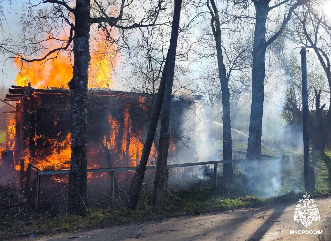 В Тверской области сгорел жилой дом