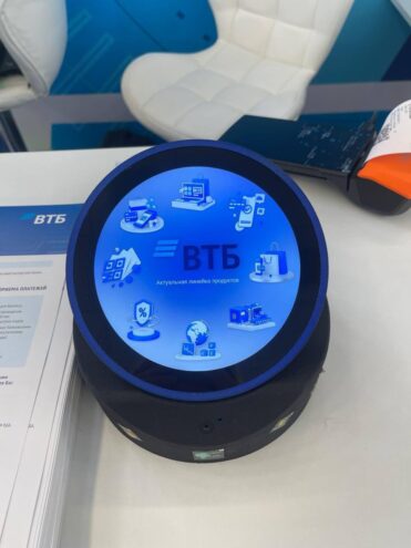 Нейроколобок ВТБ: новый платежный терминал с цифровым ассистентом