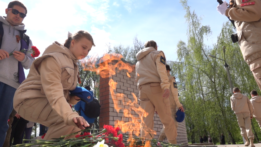 В Тверскую область доставили частицу Вечного огня с Поклонной горы в Москве В Тверскую область доставили частицу Вечного огня с Поклонной горы в Москве