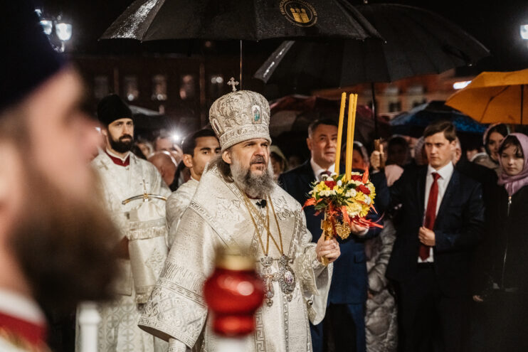 В Спасо-Преображенском кафедральном соборе Твери прошло первое за 101 год Пасхальное богослужение В Спасо-Преображенском кафедральном соборе Твери прошло первое за 101 год Пасхальное богослужение