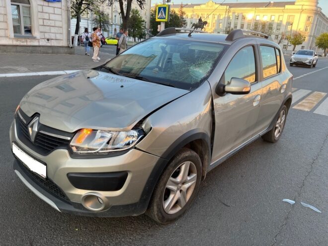В центре Твери иномарка сбила пешехода В центре Твери иномарка сбила пешехода
