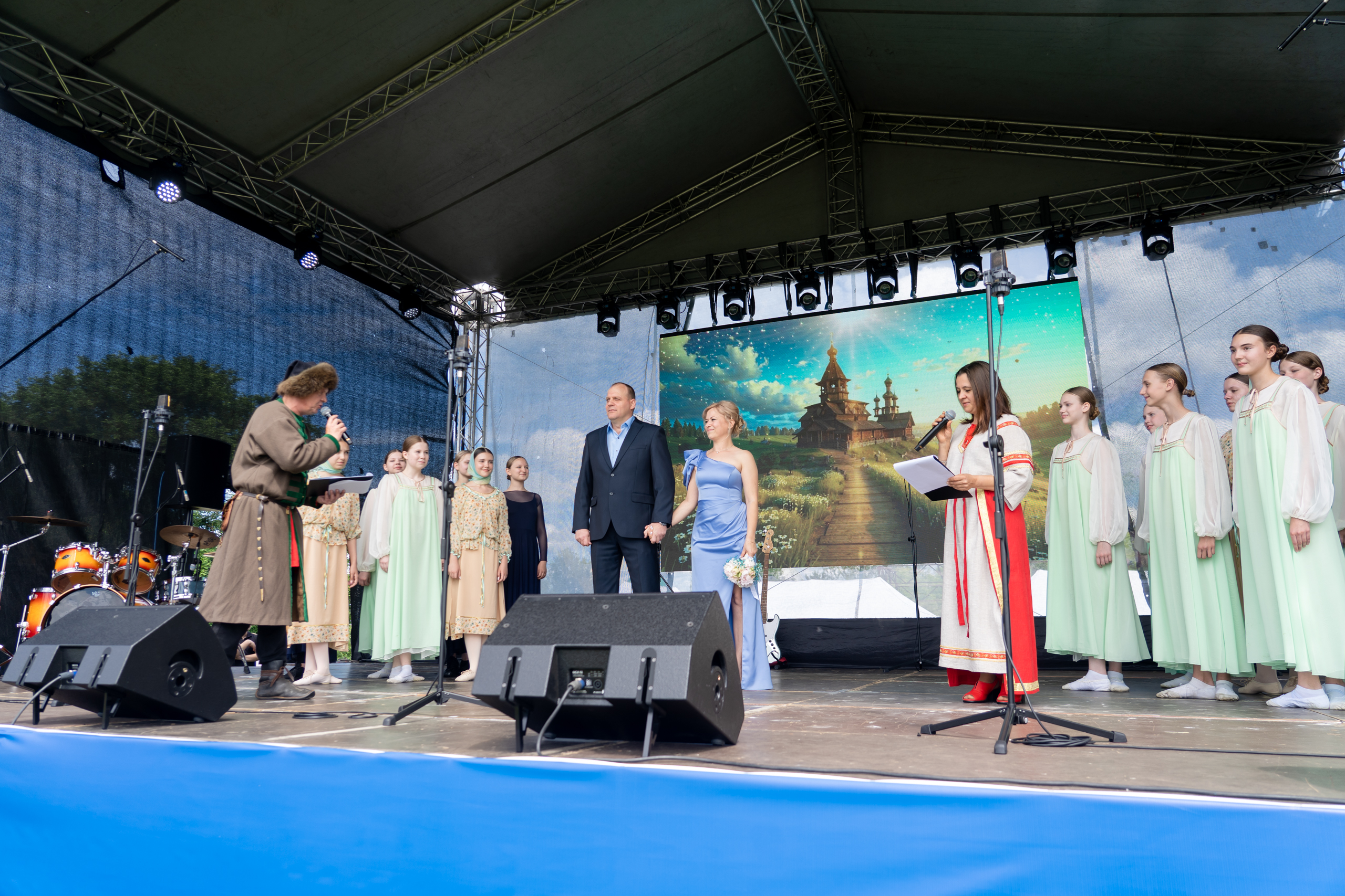 В Торжке проходит семейный фестиваль русской культуры