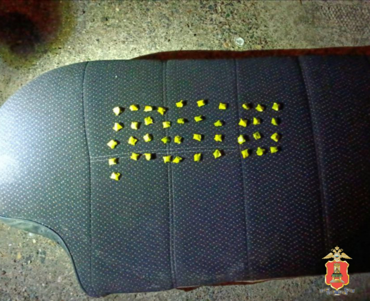 В Твери задержали двух "закладчиков" В Твери задержали двух "закладчиков"
