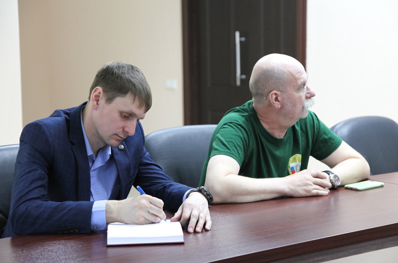 В Тверской области следователи и общественники обсудили военно-патриотическую работу с молодежью