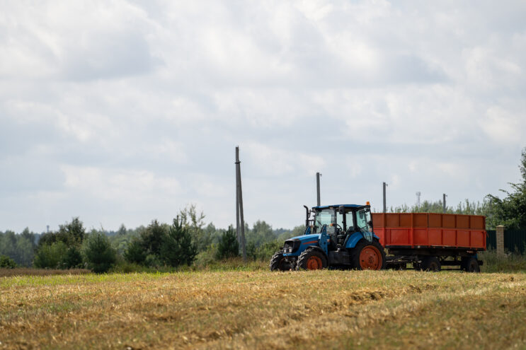 Житель Тверской области угнал трактор и устроил переполох На заседании правительства Тверской области рассмотрят подготовку к уборочной кампании