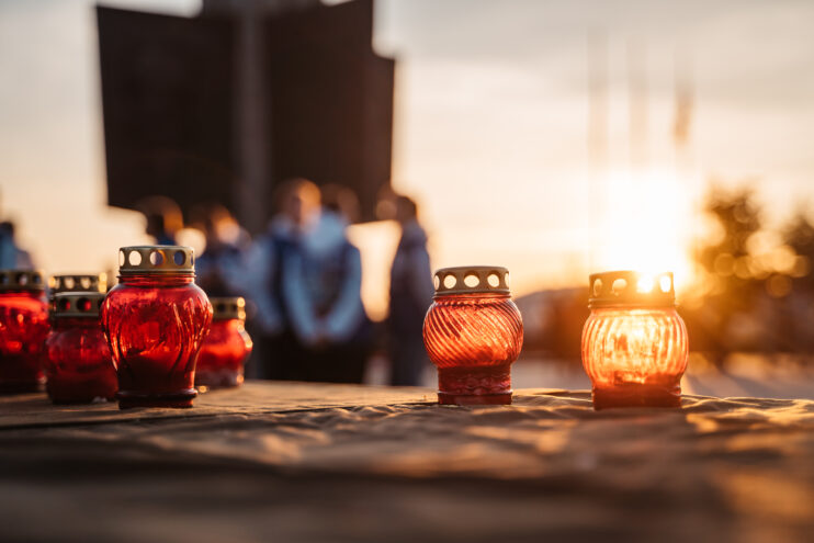 Жителей Твери приглашают на театрализованную программу «Дорогами памяти», приуроченную ко Дню памяти и скорби Жителей Твери приглашают на театрализованную программу «Дорогами памяти», приуроченную ко Дню памяти и скорби