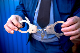 Появились подробности задержания подростка, подозреваемого в попытке сбыта наркотика в Удомле Появились подробности задержания подростка, подозреваемого в попытке сбыта наркотика в Удомле