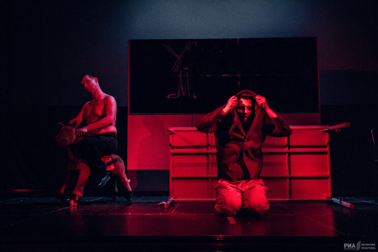 У. М.: Как сходить в ЭТОТ ТЕАТР и не сойти с ума