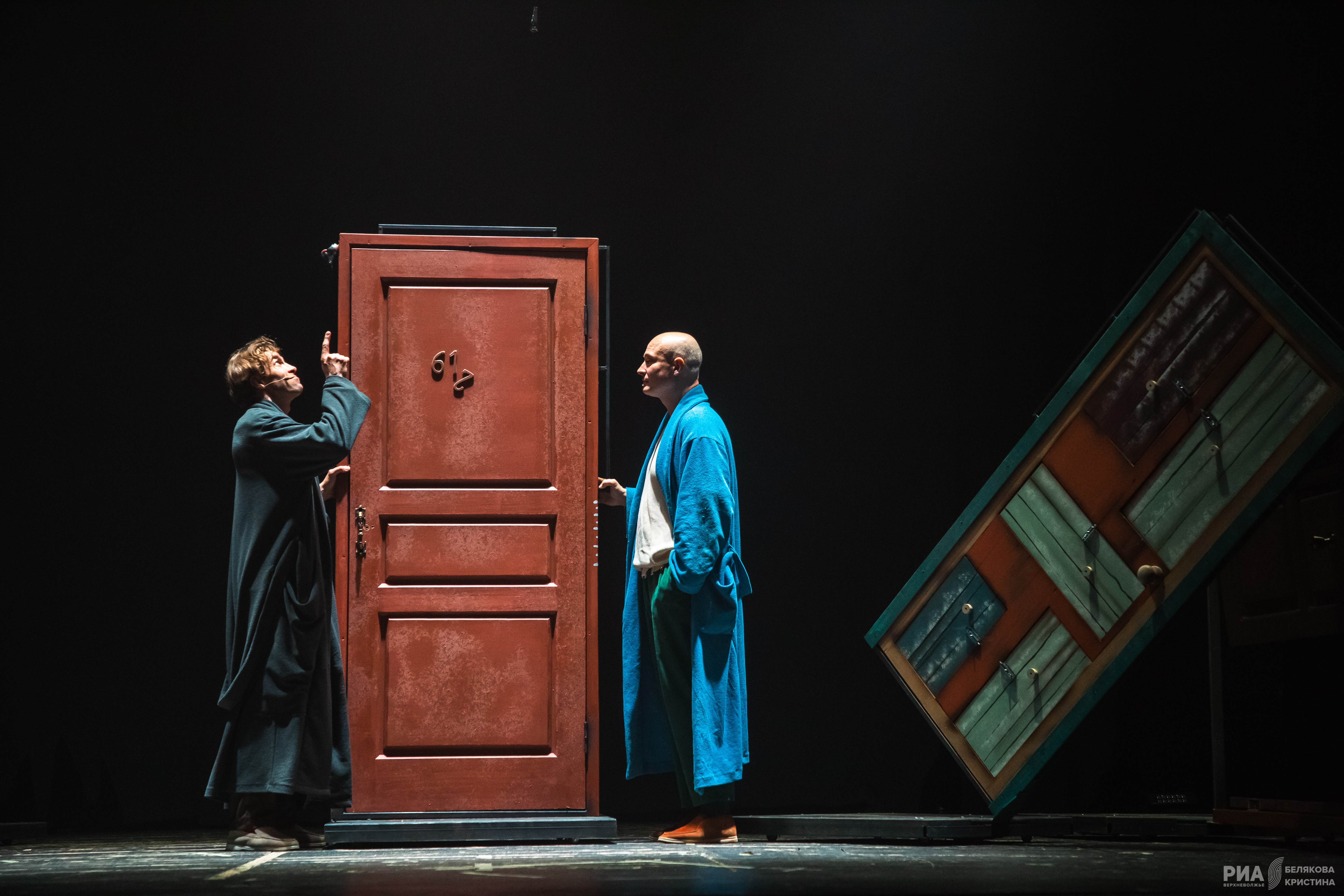 Уже не Маленький принц: В Тверском ТЮЗе герой отправился на поиски своего внутреннего ребенка