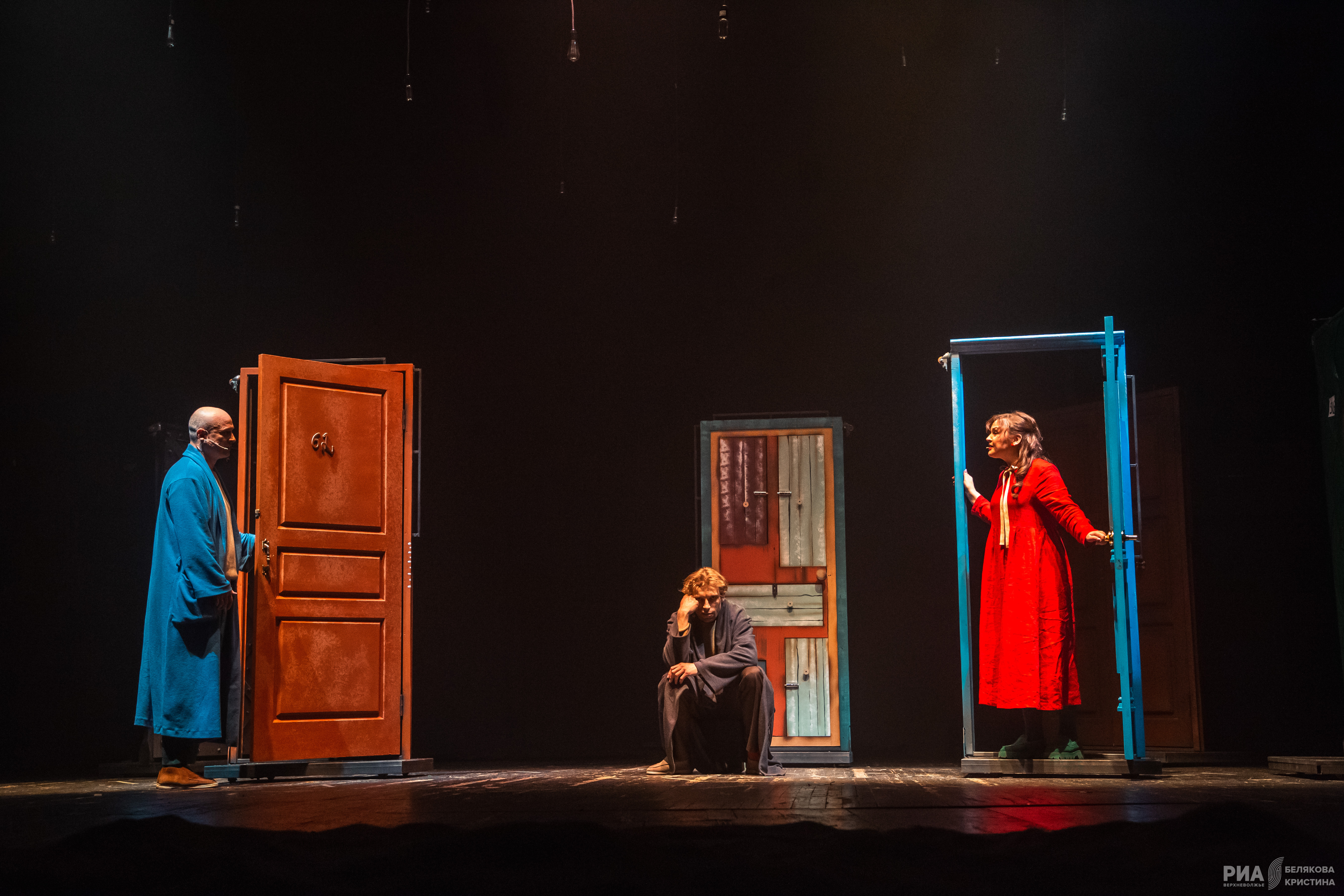 Уже не Маленький принц: В Тверском ТЮЗе герой отправился на поиски своего внутреннего ребенка