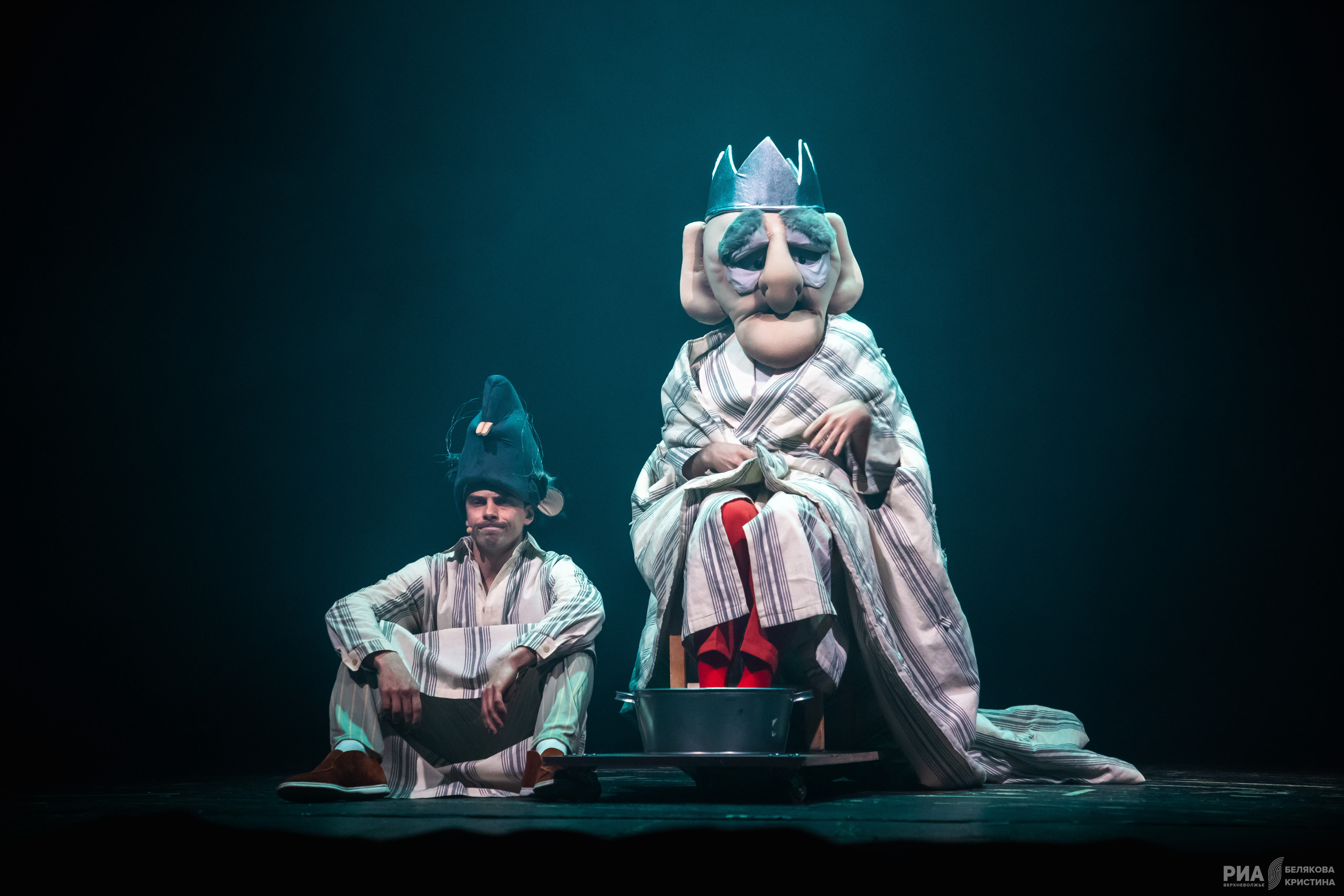 Уже не Маленький принц: В Тверском ТЮЗе герой отправился на поиски своего внутреннего ребенка