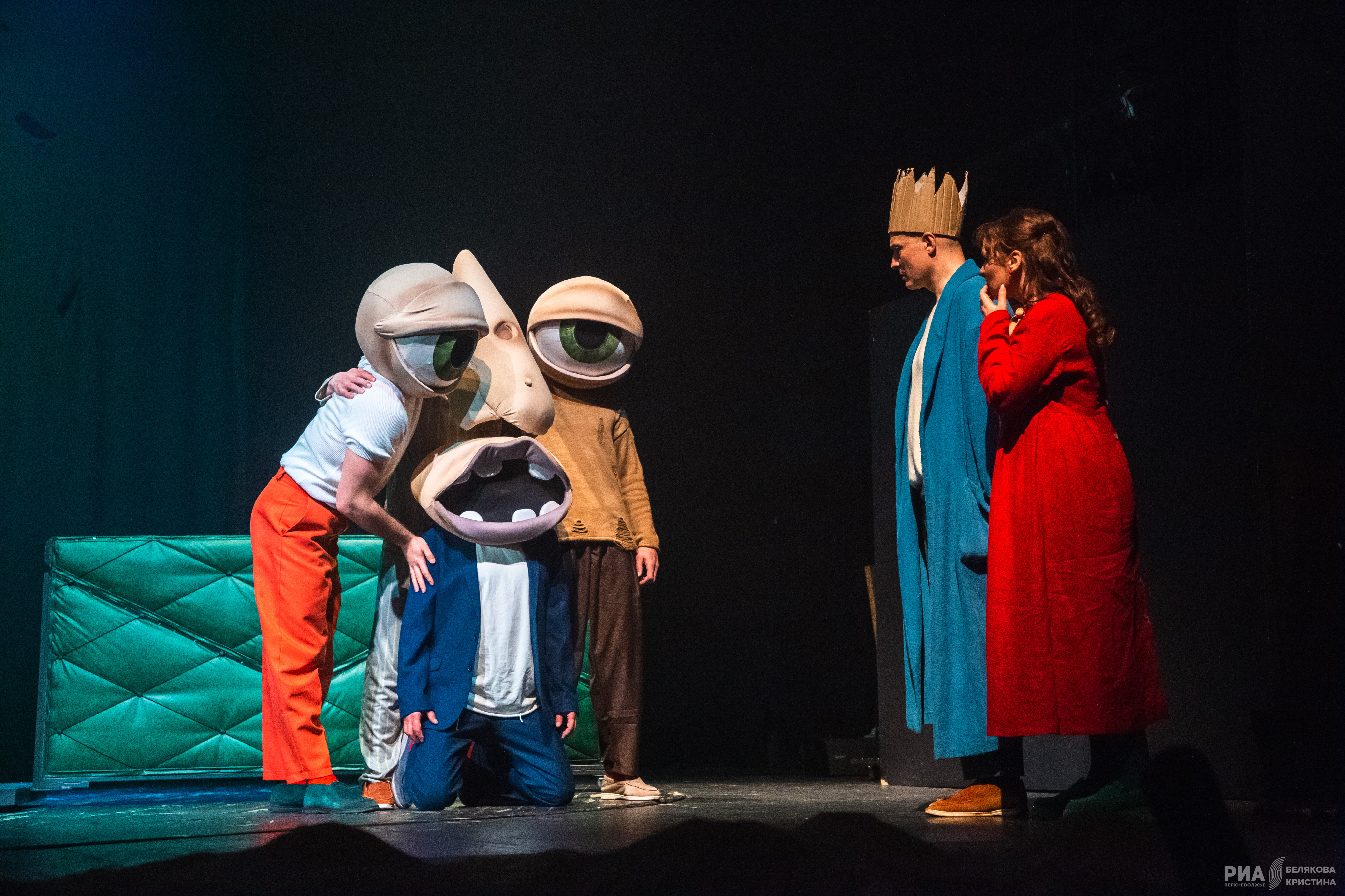 Уже не Маленький принц: В Тверском ТЮЗе герой отправился на поиски своего внутреннего ребенка